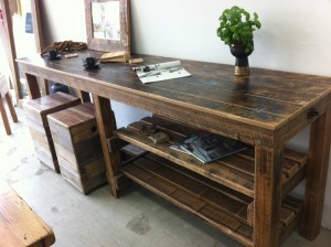 Workbench Style Breakfast Bar:Console:Desk