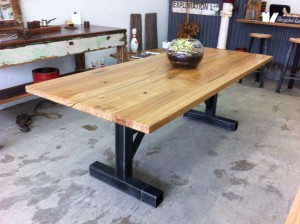 "I" Frame Table with Messmate Top