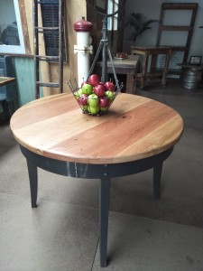 Recycled Hardwood Round Table with Metal Frame